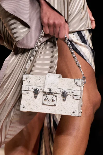 Look 105